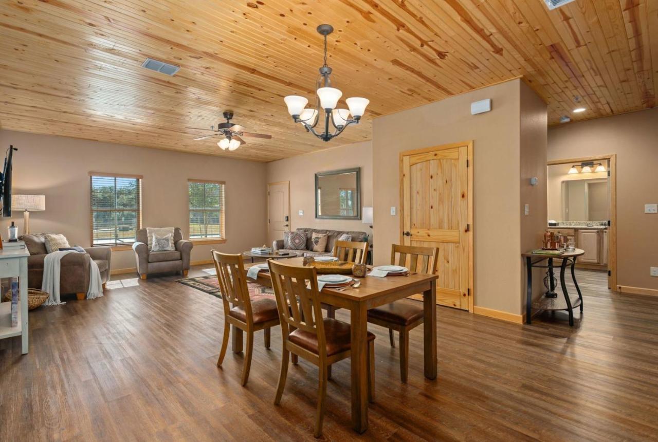 Old Mill Resort New Braunfels Extérieur photo