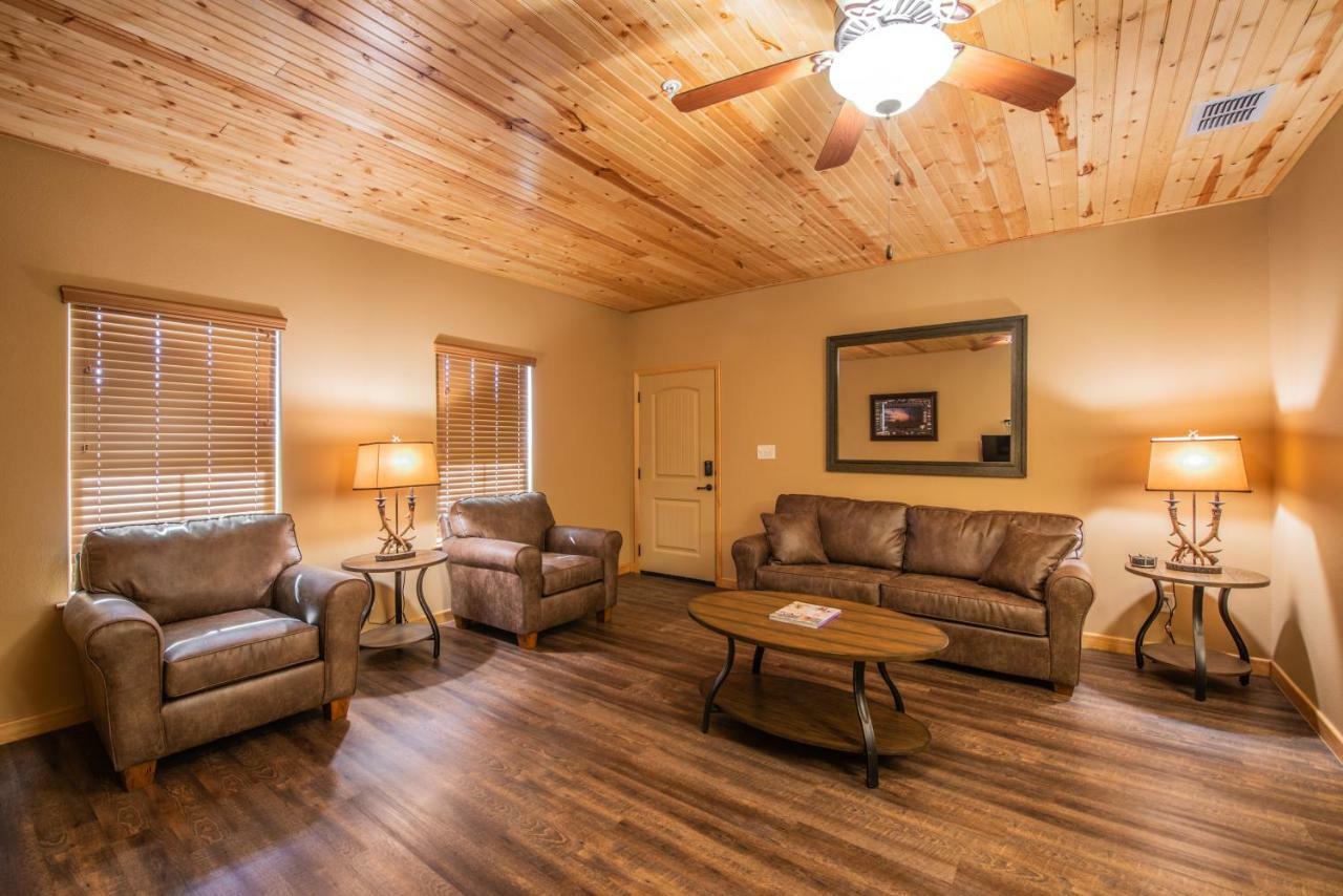 Old Mill Resort New Braunfels Extérieur photo