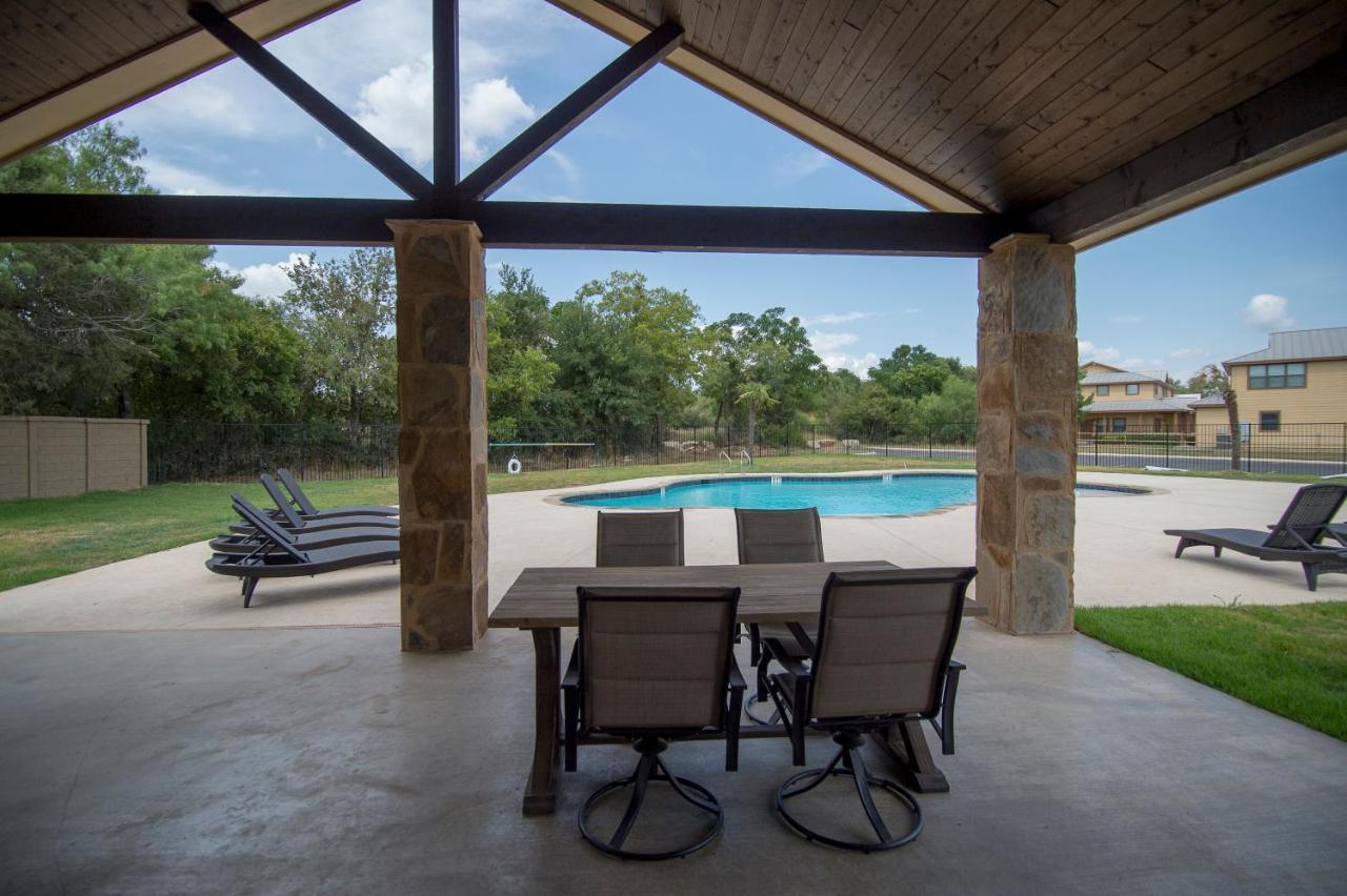 Old Mill Resort New Braunfels Extérieur photo